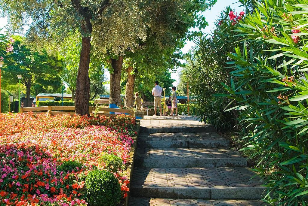 Camping Cisano - San Vito Bardolino Exterior foto